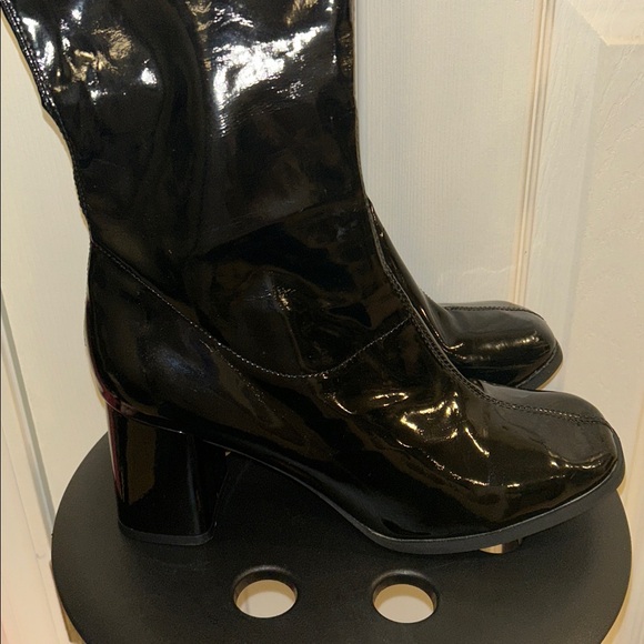 Black Patent Gogo Boots Size 12 - Picture 4 of 10